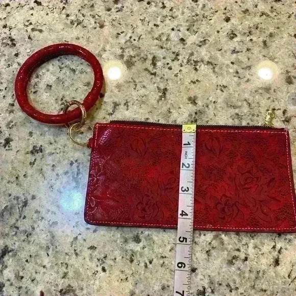 Circle Keyring Wristlet Clutch Wallet - Picture 4 of 4